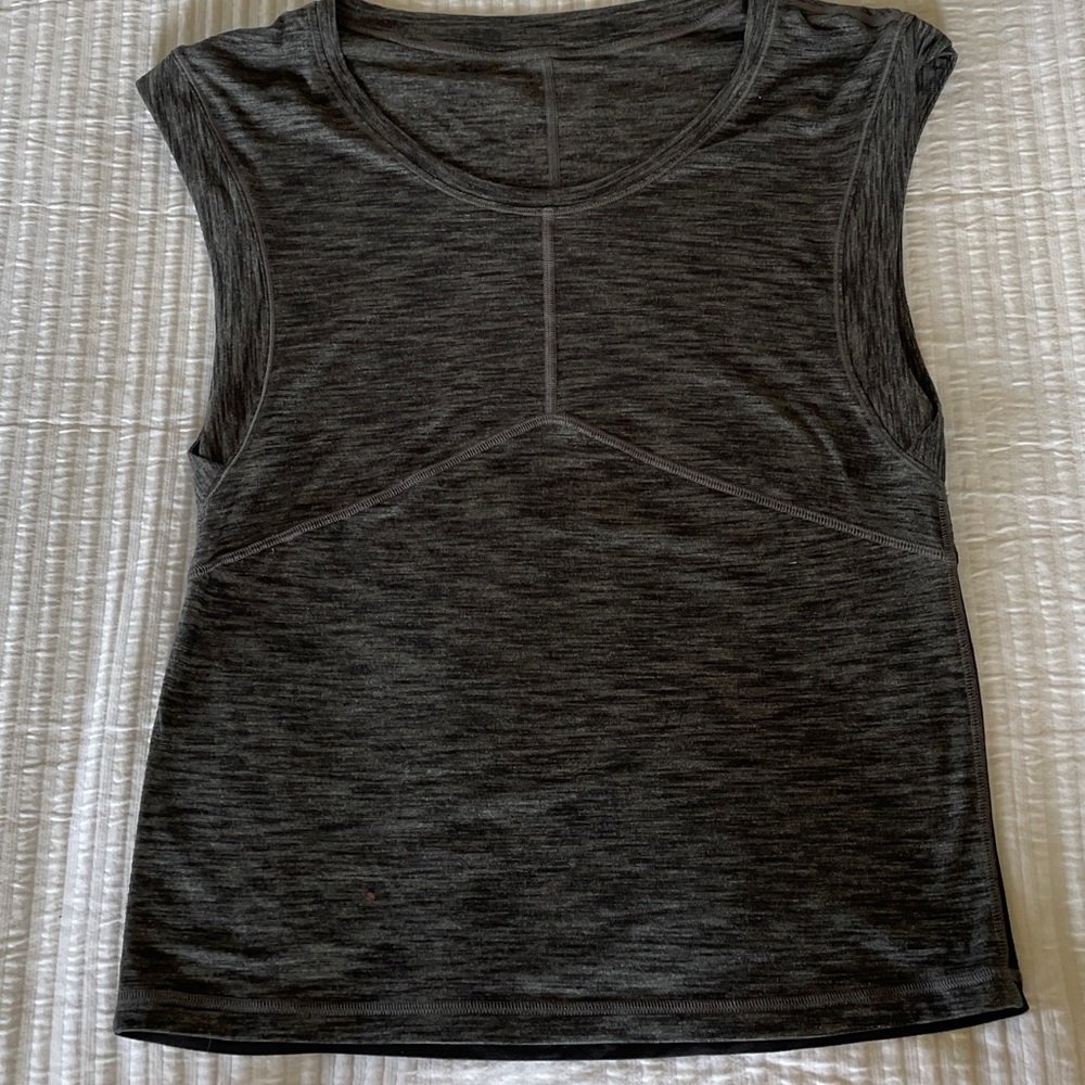 Lululemon Limited Edition Tee - Heathered Grey and Black